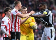 开云下载-纽卡斯尔主场完胜布莱克本，锁定胜利