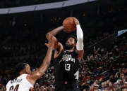 开云体育app-包含关键球来临，球队核心挺身而出，力保胜利！的词条