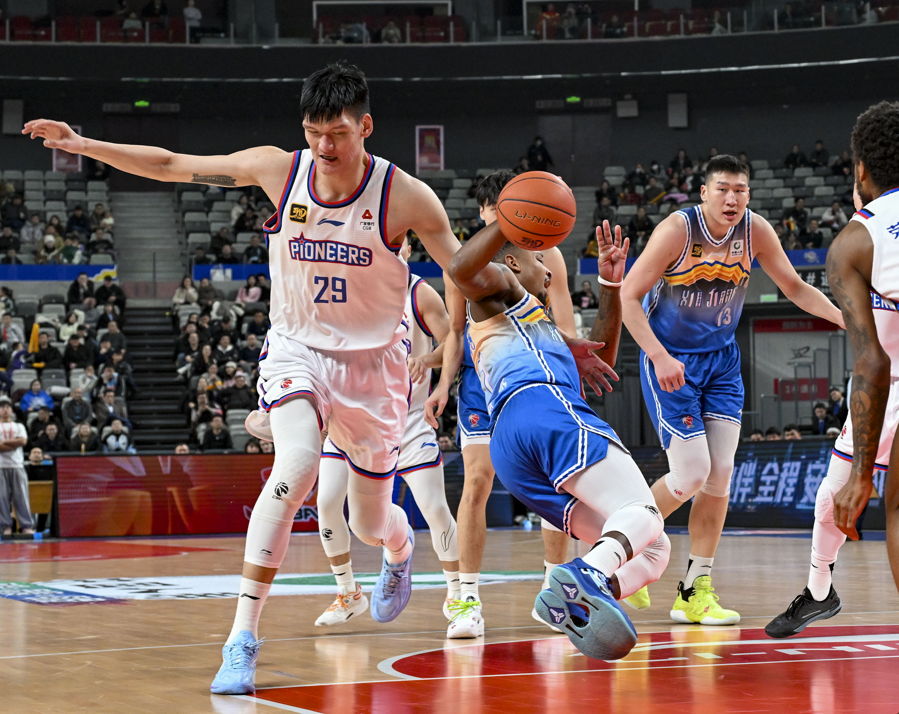 天津男篮实力超群,全力争胜的简单介绍 天津男篮实力超群,全力争胜的简单介绍