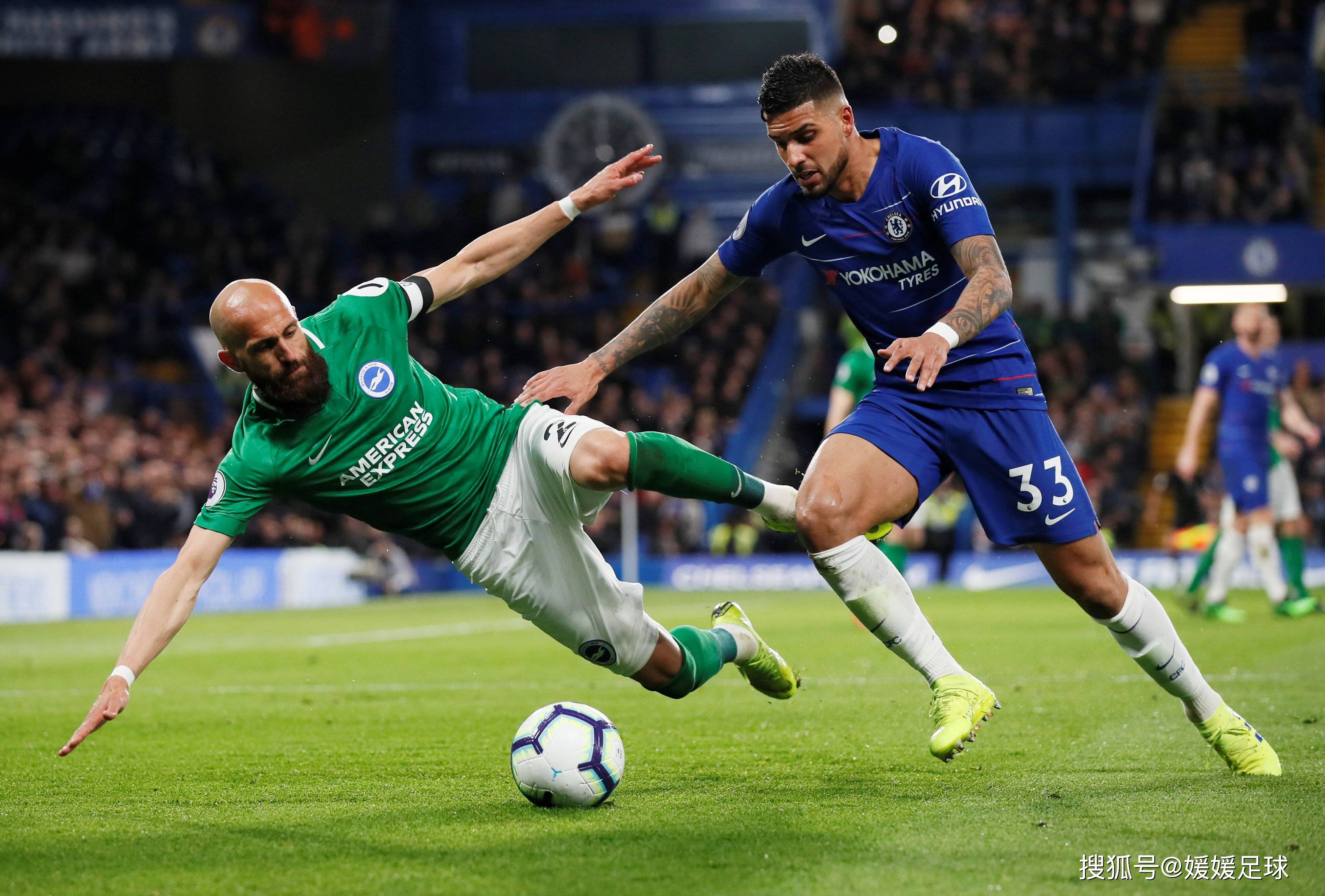 包含亚眠继续低迷，客场被波尔多逆转取胜的词条