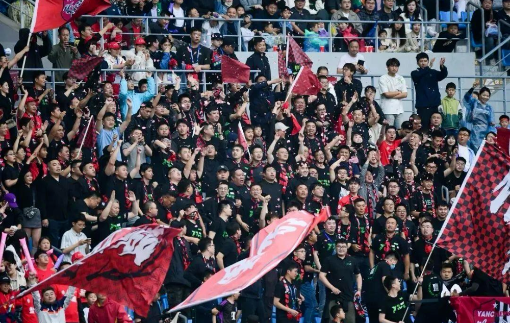 关于超强豪门队伍全情备战国际足球赛事的信息 关于超强豪门队伍全情备战国际足球赛事的信息