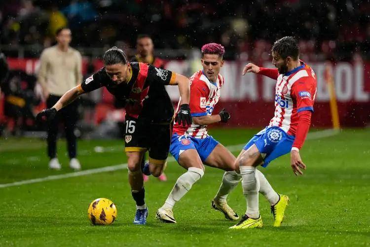 卡昂队在客场挑战对手,坚信获得胜利的简单介绍 卡昂队在客场挑战对手,坚信获得胜利的简单介绍