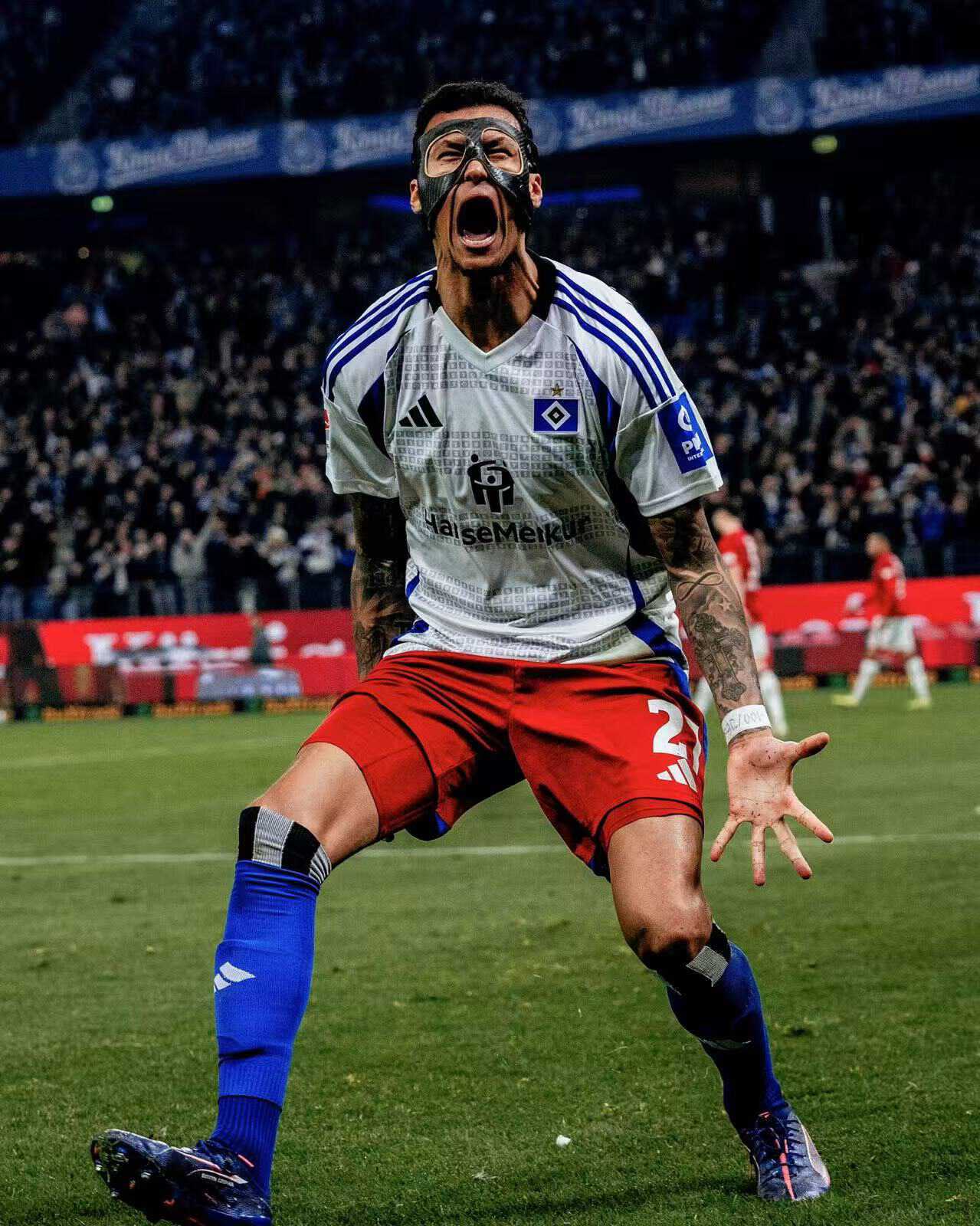 汉堡球队逆袭击败对手登顶 汉堡球队逆袭击败对手登顶