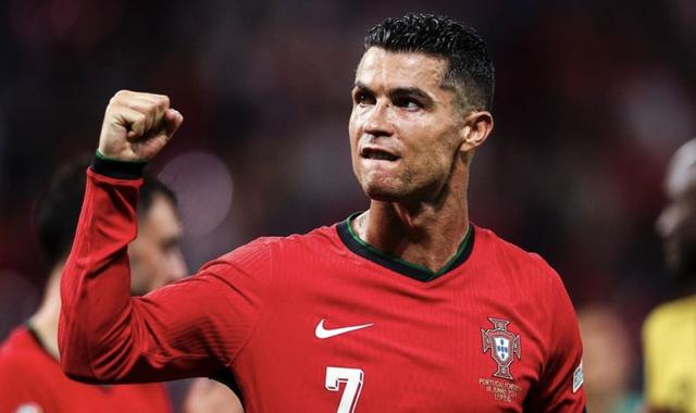 葡萄牙足球队豪取三连胜,实力无敌的简单介绍 葡萄牙足球队豪取三连胜,实力无敌的简单介绍