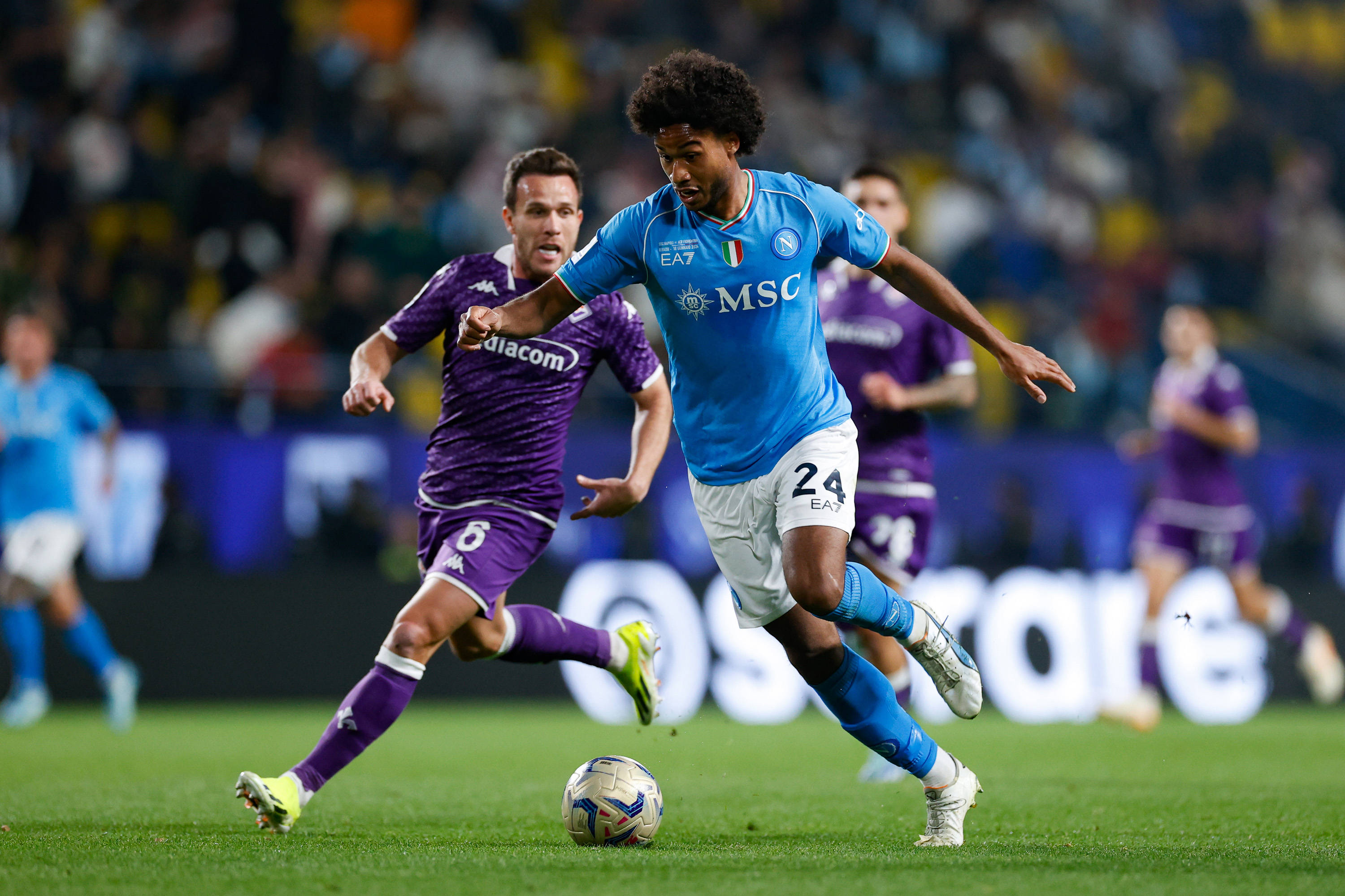 克罗托内主场逼平佛罗伦萨