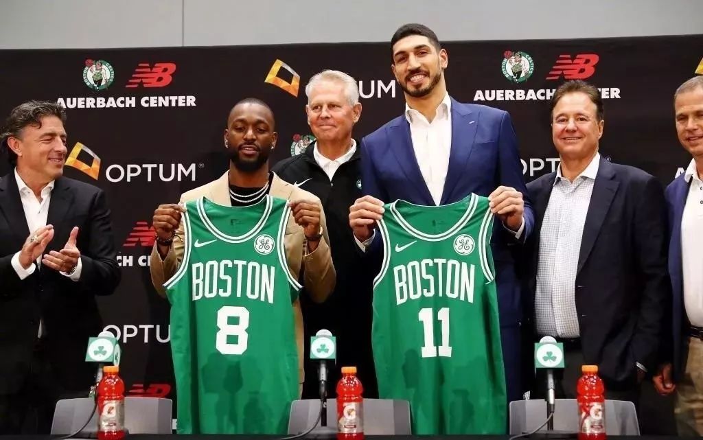 乔丹的退赛让粉丝悬殊 乔丹的退赛让粉丝悬殊