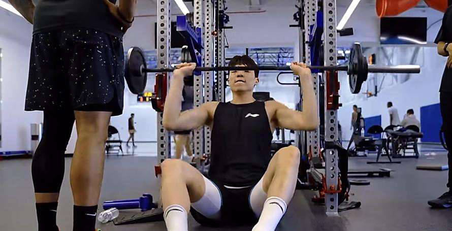 关于约旦球队靠实力证明自己，赢得尊重的信息