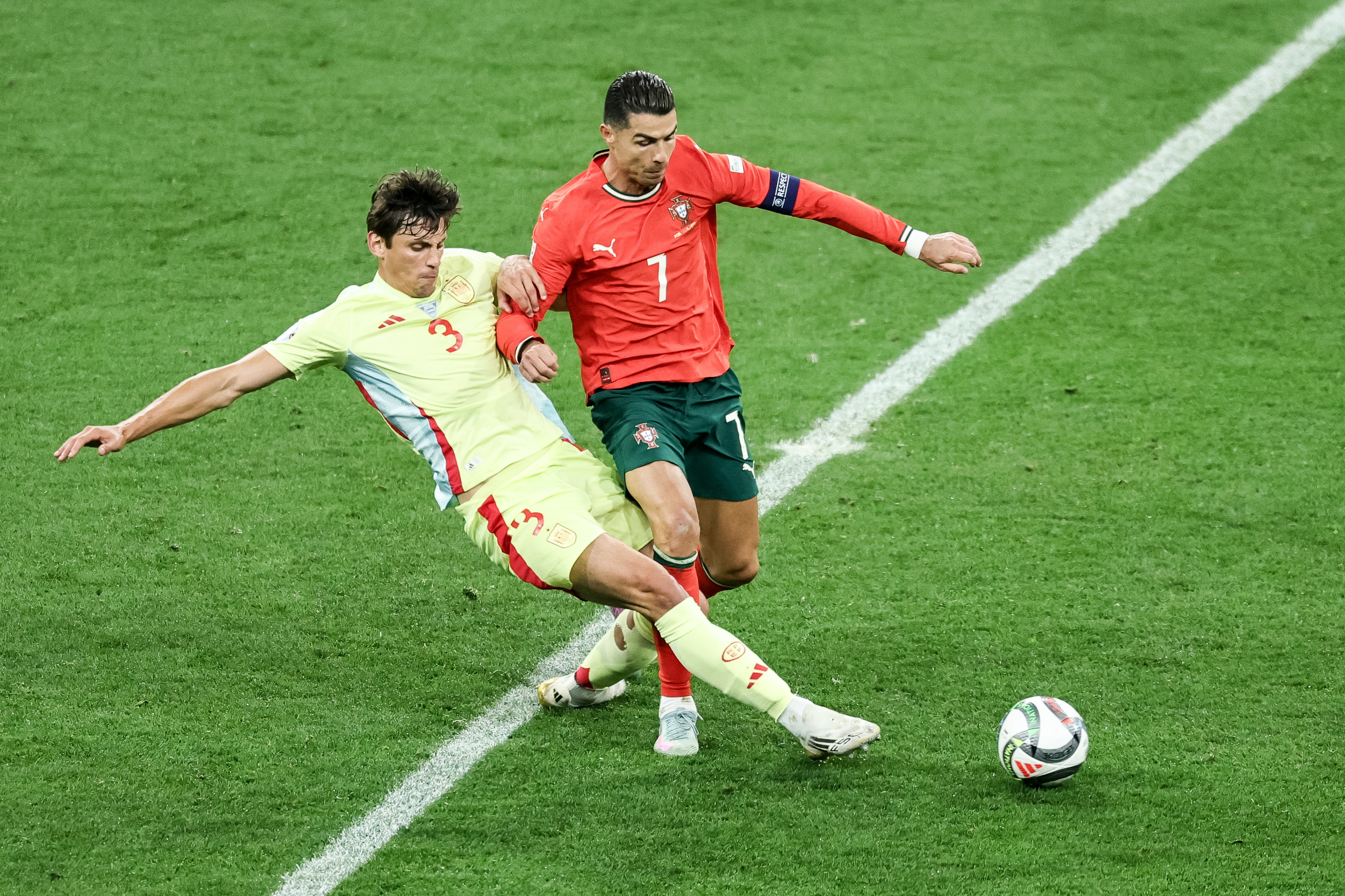 葡萄牙队力争击败卢森堡,保持领先地位的简单介绍 葡萄牙队力争击败卢森堡,保持领先地位的简单介绍