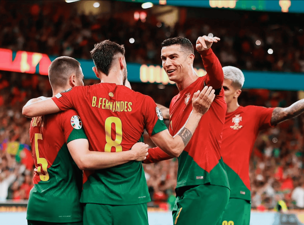 葡萄牙国家队士气高涨，备战欧洲足球赛事的简单介绍