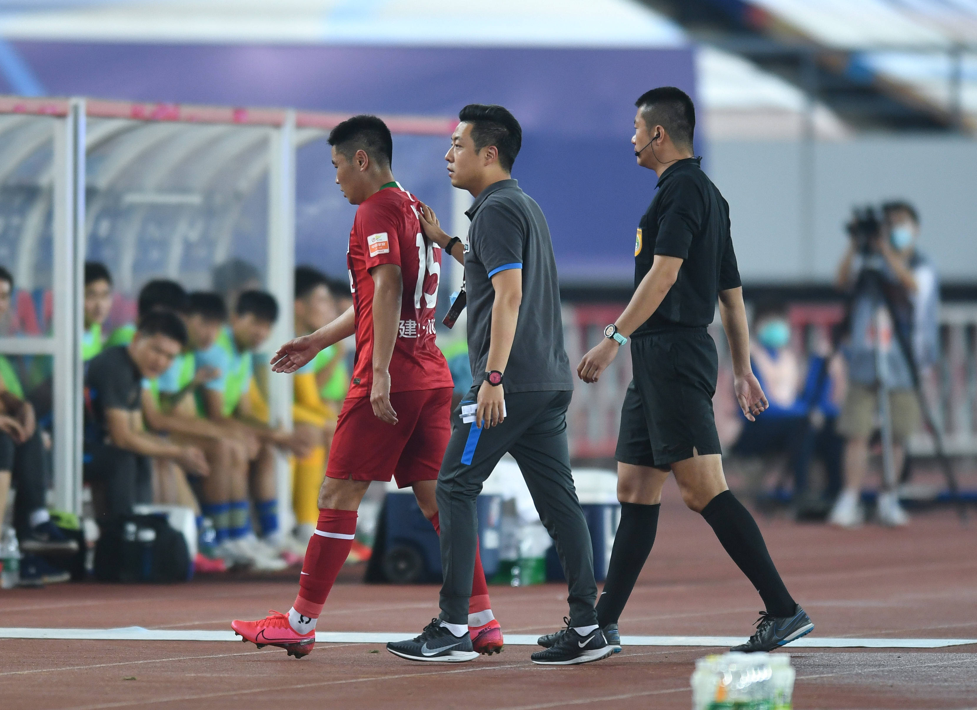 河南建业备战苏宁，坚决守住主场