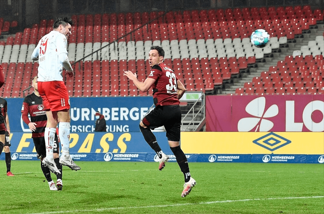 汉堡客场取胜,继续冲击中游位置 汉堡客场取胜,继续冲击中游位置