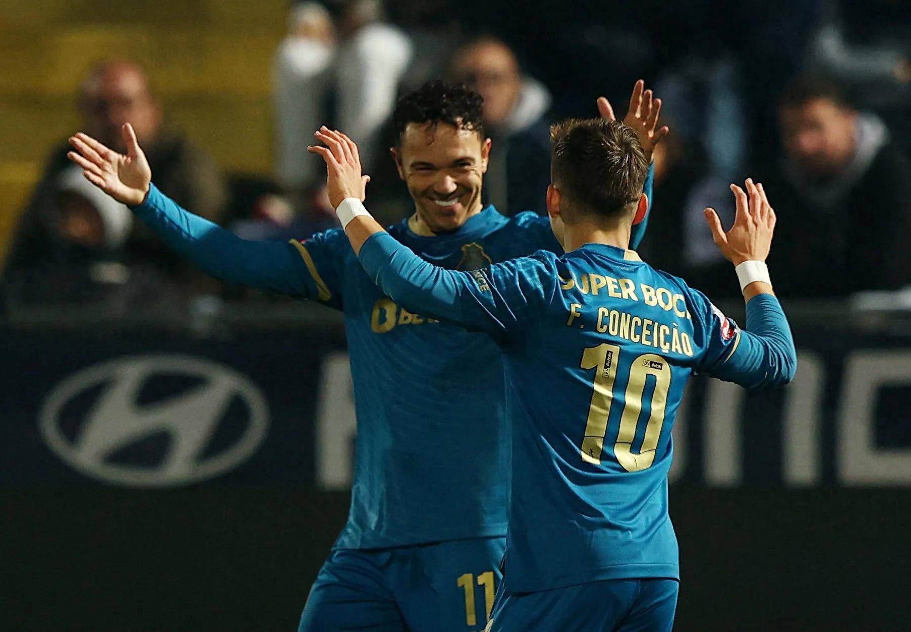 佛罗伦萨主场不敌亚特兰大,降级形势不妙的简单介绍 佛罗伦萨主场不敌亚特兰大,降级形势不妙的简单介绍