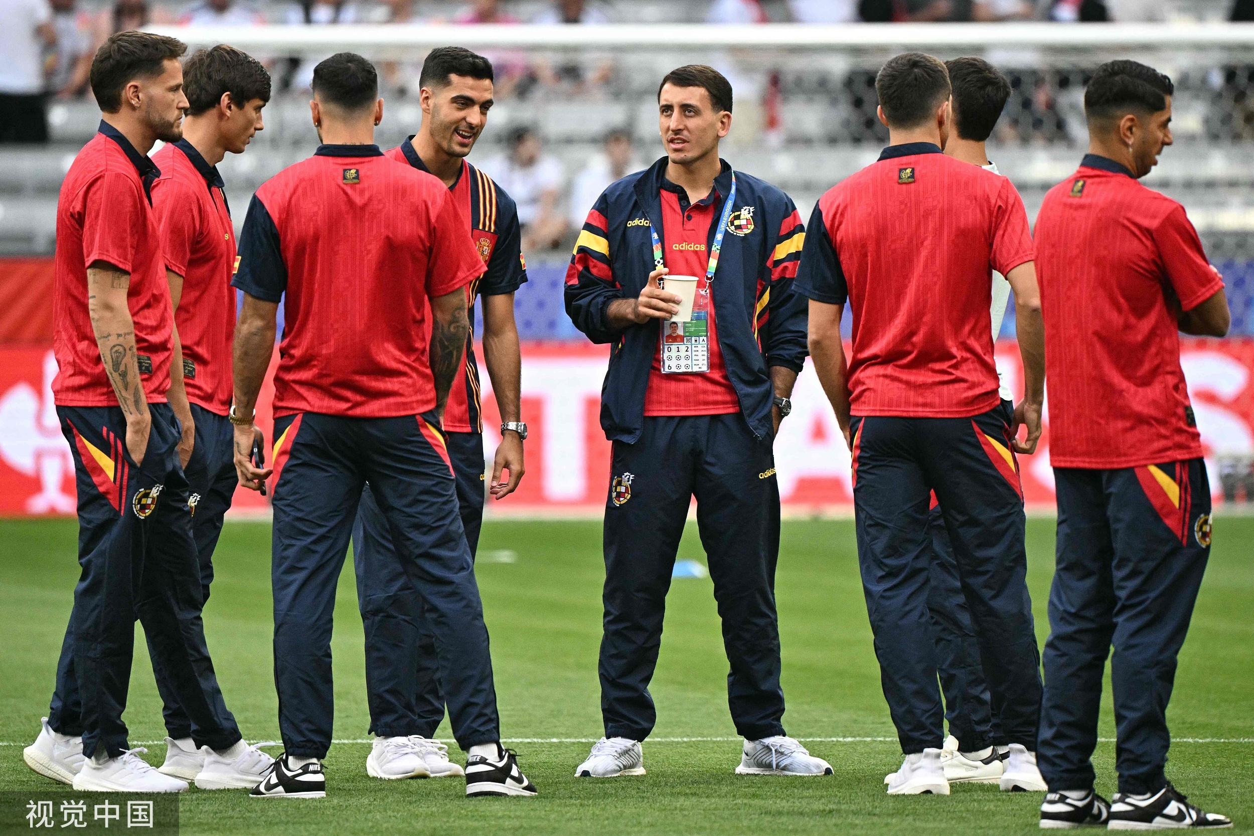 法国联赛决赛即将打响,激烈角逐引燃球迷热情 法国联赛决赛即将打响,激烈角逐引燃球迷热情