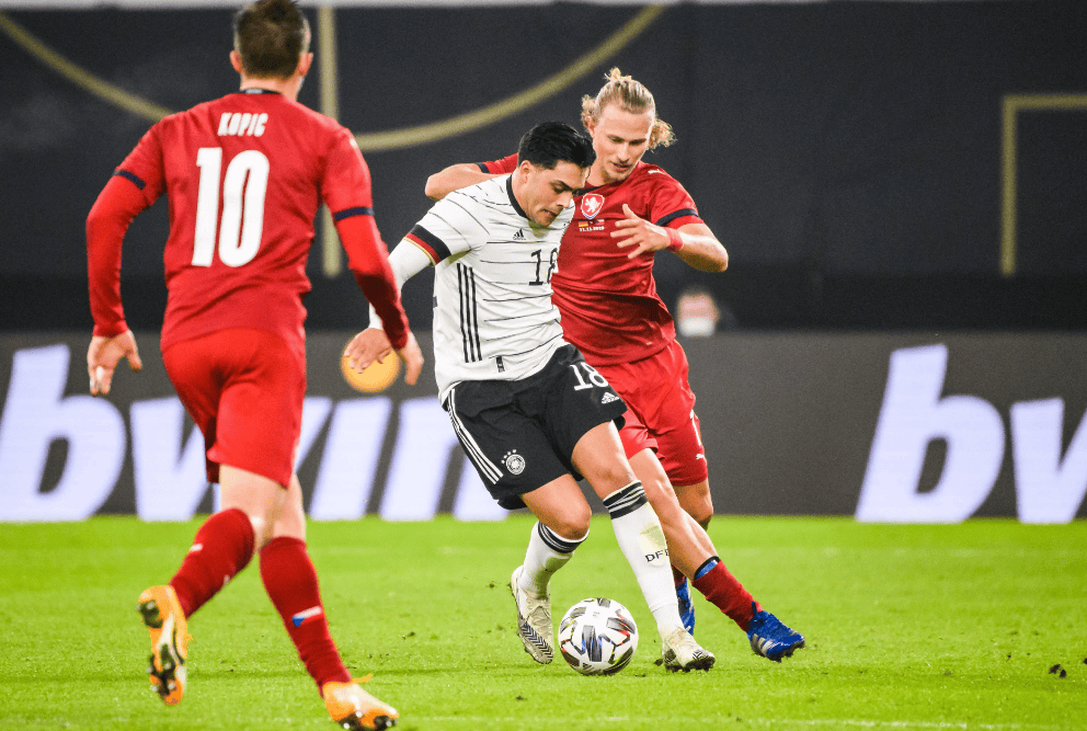 捷克莅临圣地,取得惊天大胜欧国联推进的简单介绍 捷克莅临圣地,取得惊天大胜欧国联推进的简单介绍