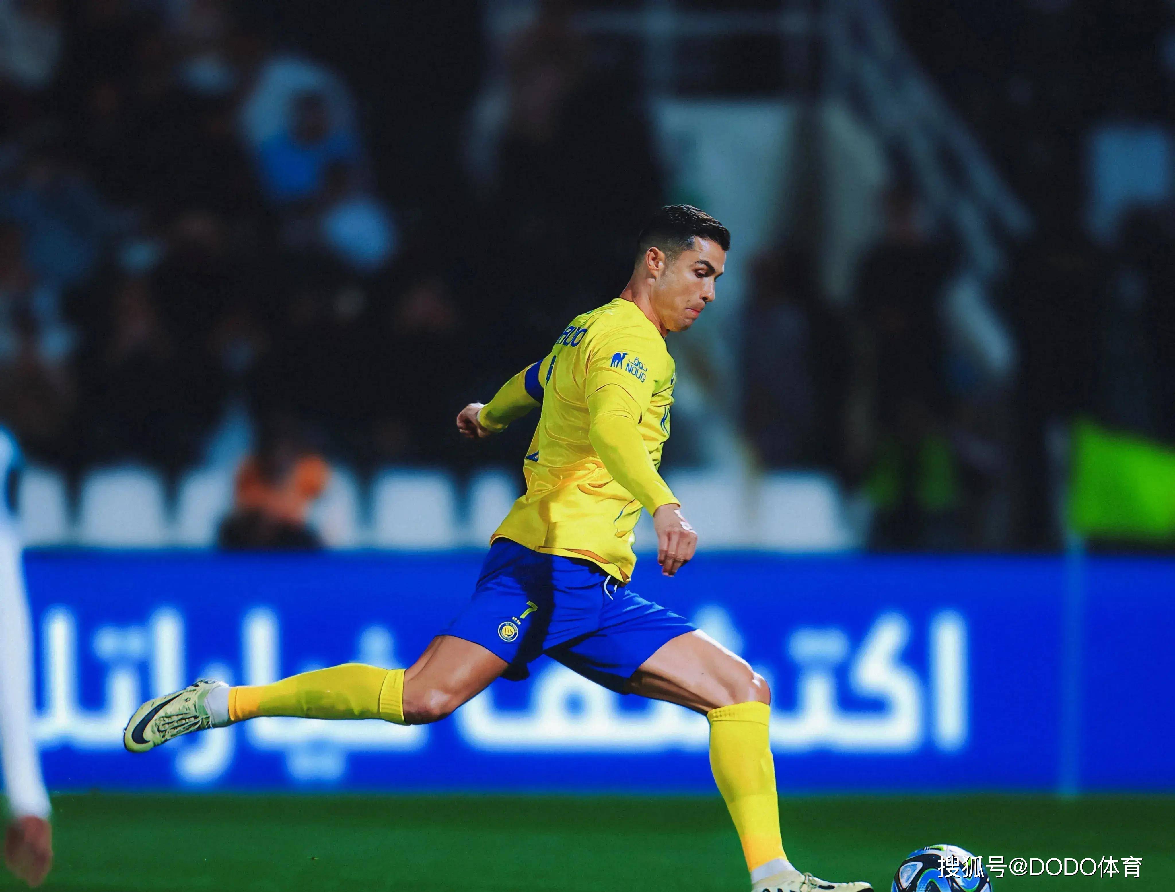 皇马豪气冲天!C罗再次领唱传奇之歌 皇马豪气冲天!C罗再次领唱传奇之歌