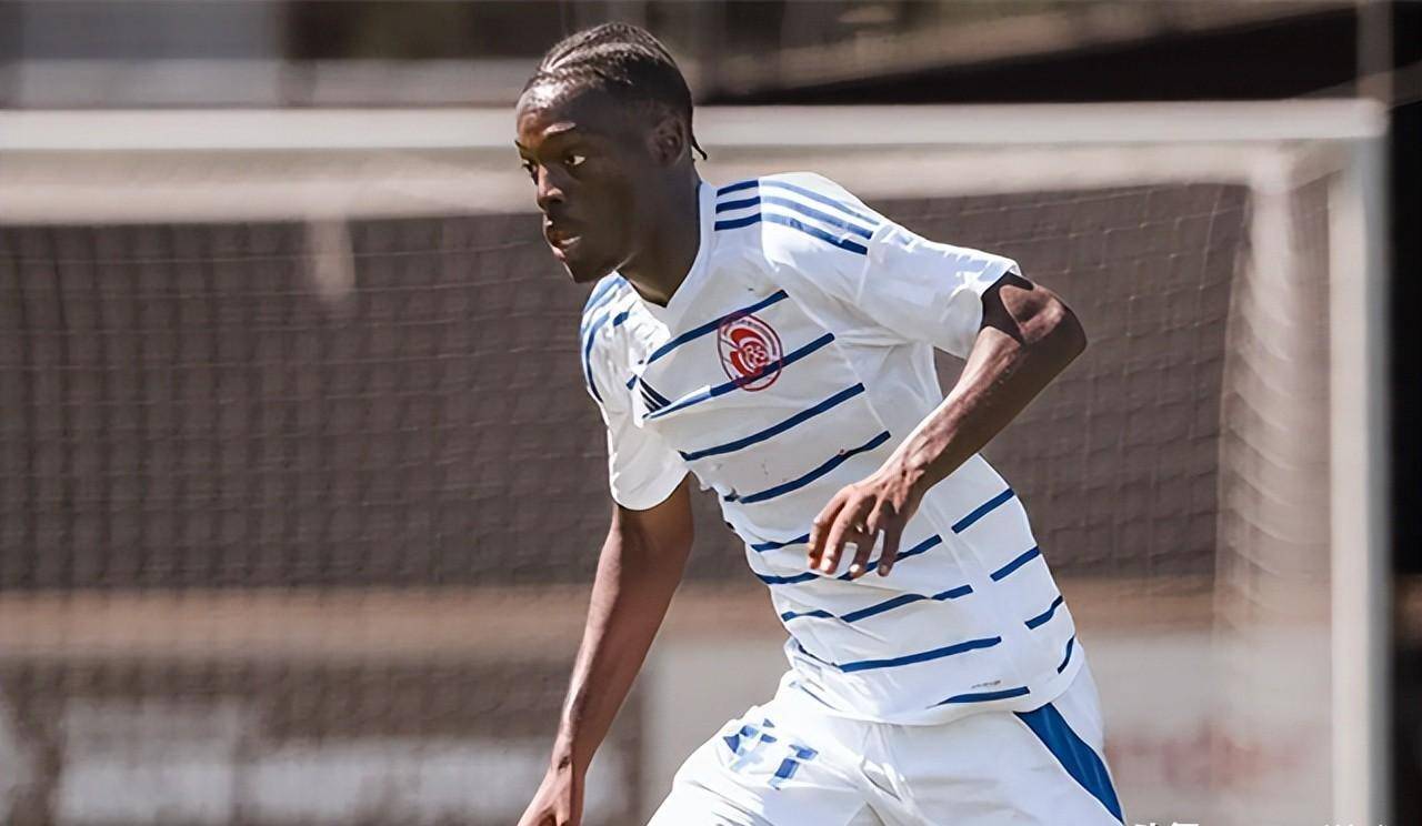 关于里昂队士气高涨，迎战斯特拉斯堡的信息