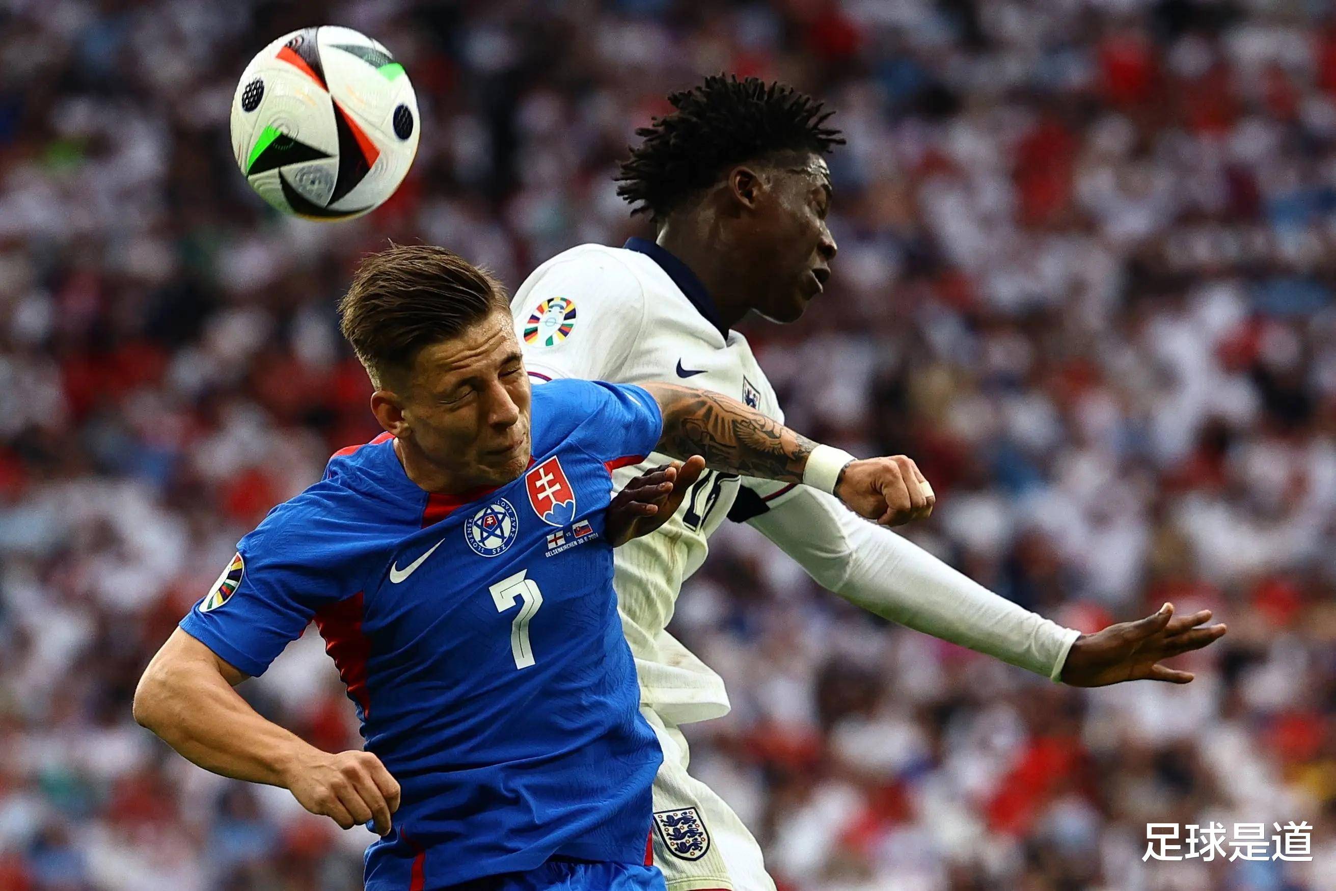 包含英格兰主场大胜罗马尼亚，锁定小组第一的词条